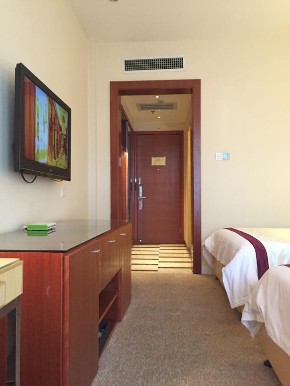 Alton Hotel Wuhu Quarto foto